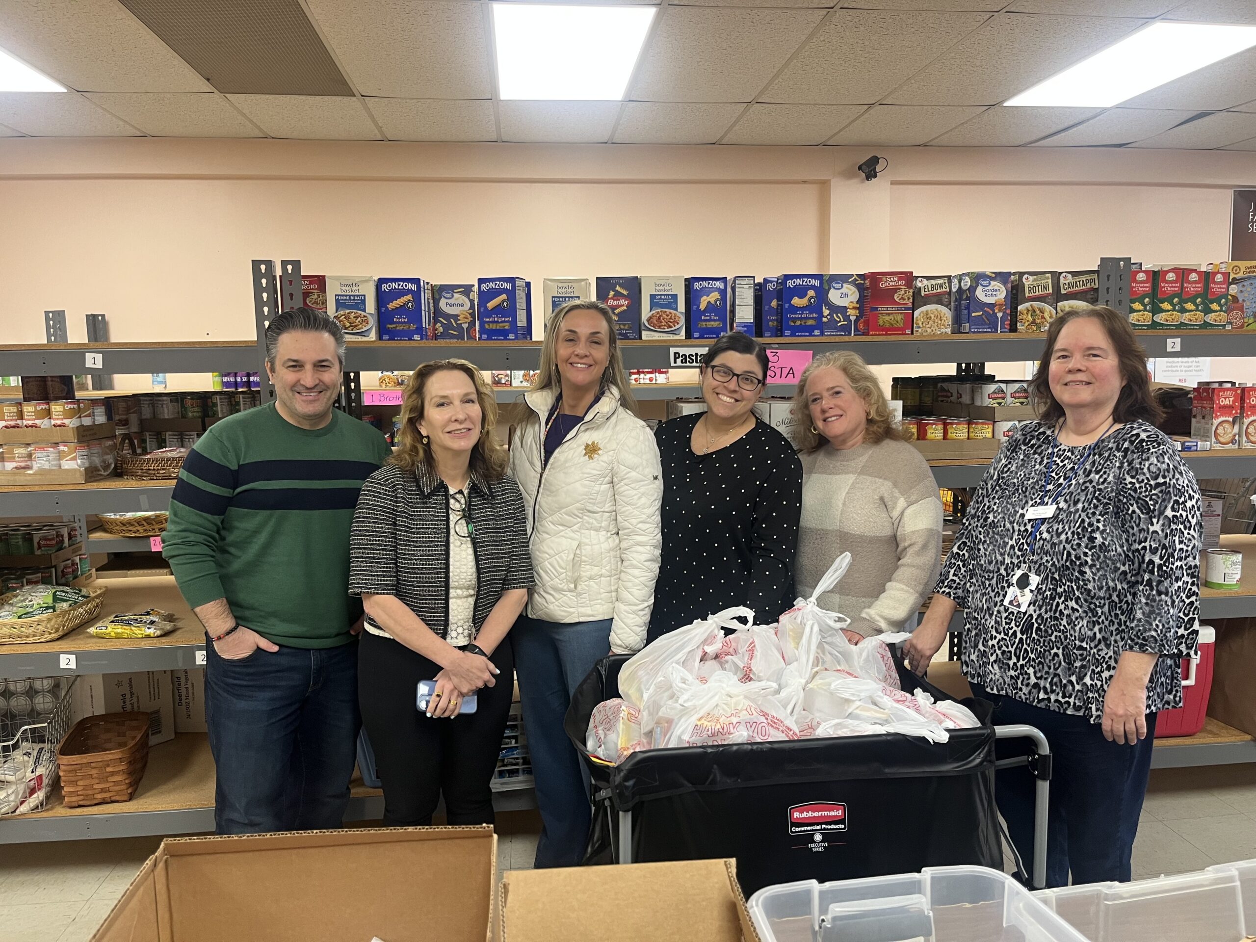 Jewish Foundation staff volunteering at Jewish Family Services Jewish Foundation staff volunteering at Jewish Family Services